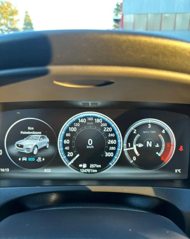 JAGUAR F-Pace 2.0 i4D AWD Prestige