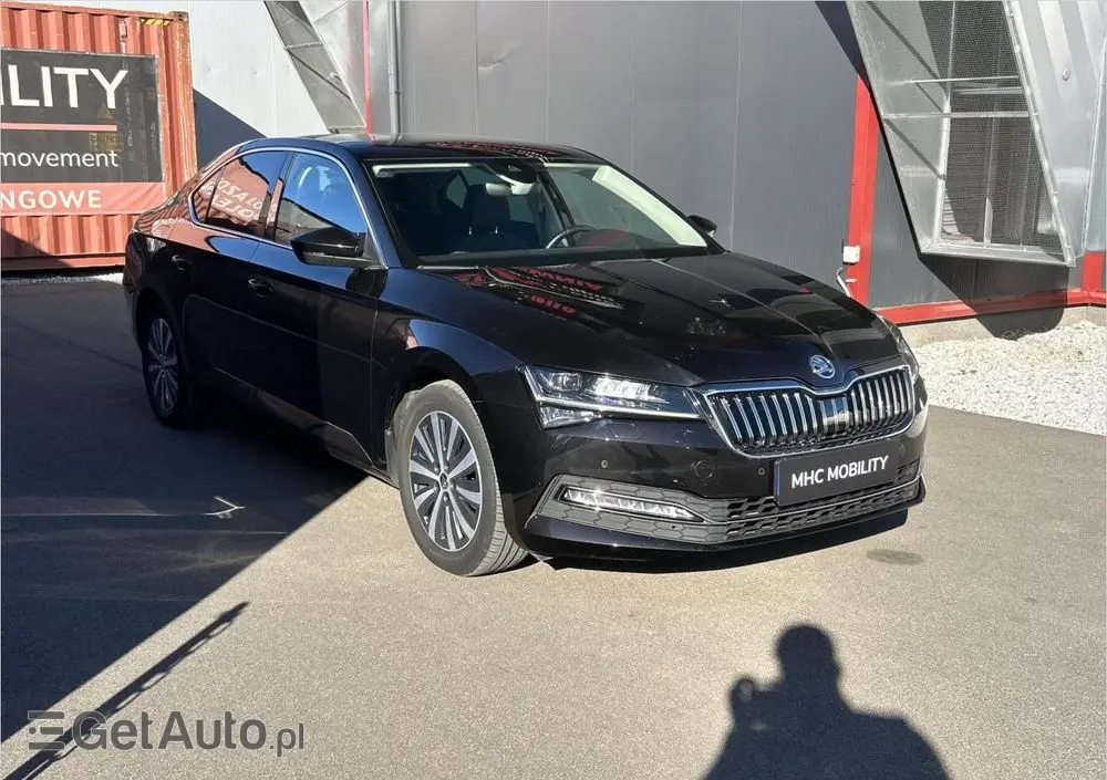 SKODA Superb 2.0 TDI SCR Ambition DSG