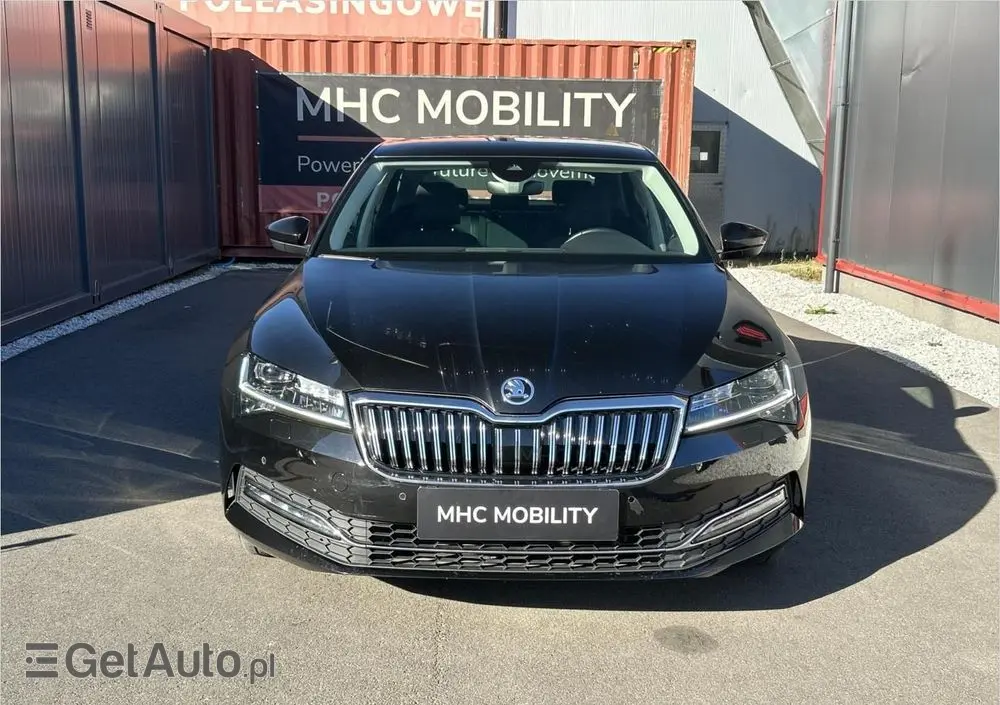 SKODA Superb 2.0 TDI SCR Ambition DSG