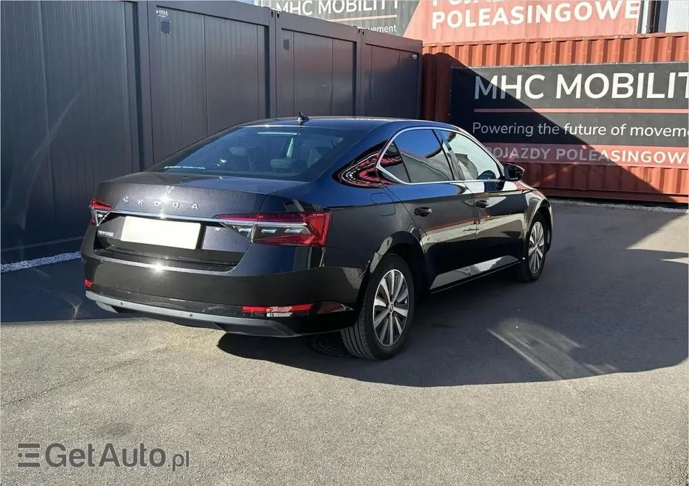 SKODA Superb 2.0 TDI SCR Ambition DSG