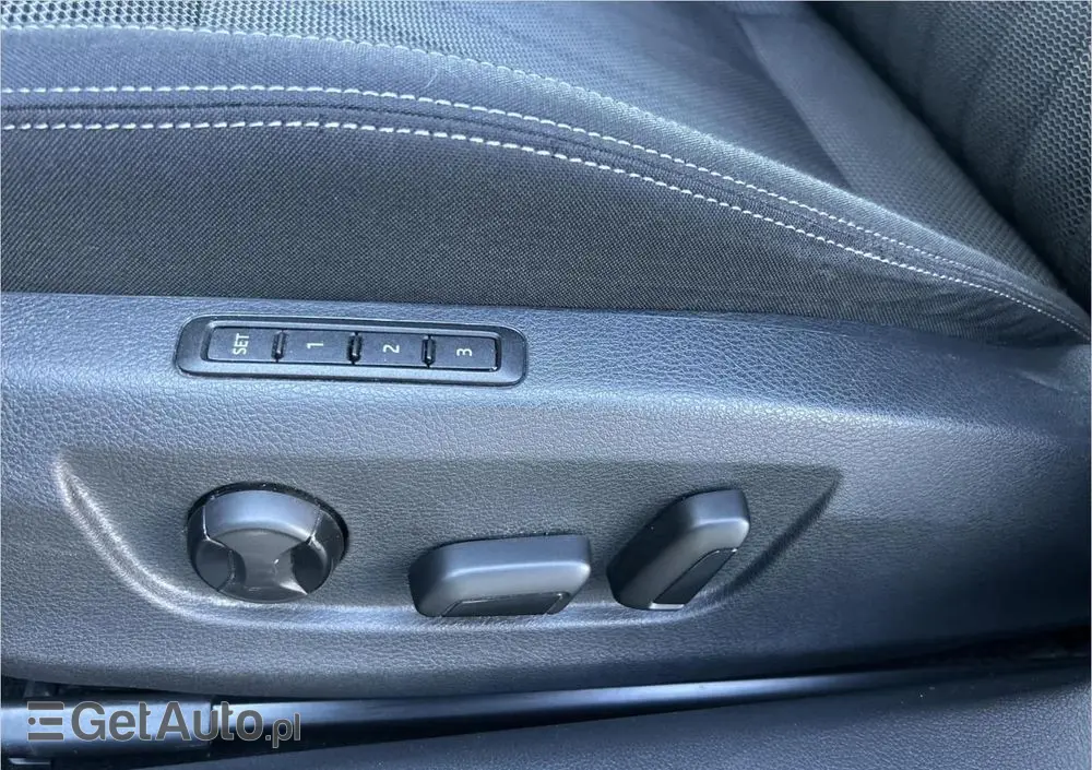 SKODA Superb 2.0 TDI SCR Ambition DSG