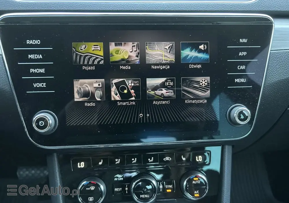 SKODA Superb 2.0 TDI SCR Ambition DSG