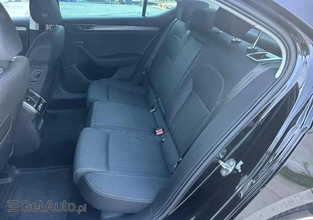 SKODA Superb 2.0 TDI SCR Ambition DSG