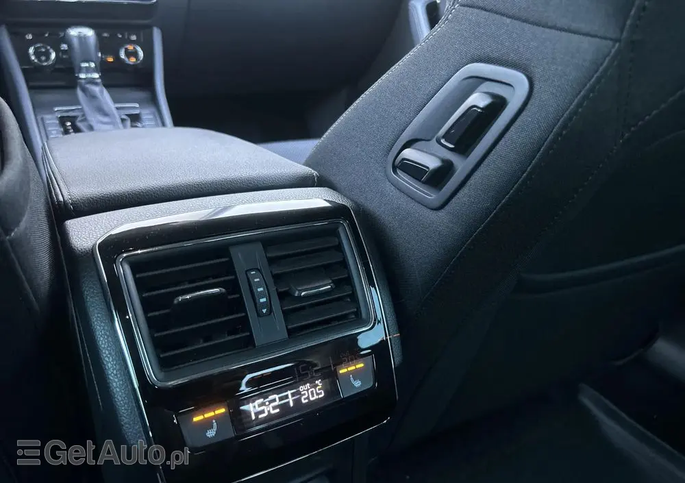 SKODA Superb 2.0 TDI SCR Ambition DSG