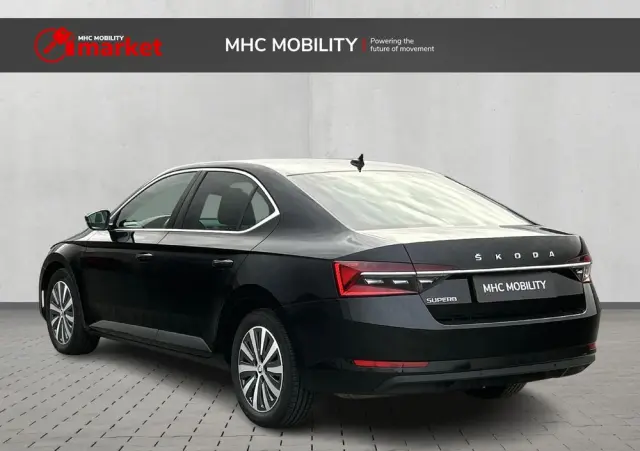 SKODA Superb 2.0 TDI SCR Ambition DSG