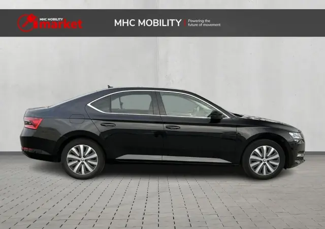 SKODA Superb 2.0 TDI SCR Ambition DSG