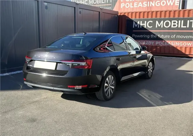 SKODA Superb 2.0 TDI SCR Ambition DSG