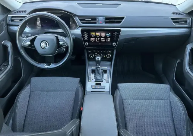 SKODA Superb 2.0 TDI SCR Ambition DSG