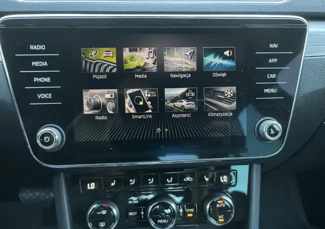 SKODA Superb 2.0 TDI SCR Ambition DSG