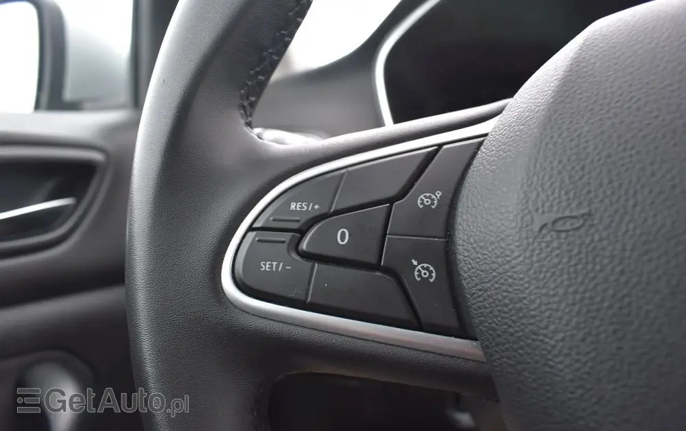 RENAULT Megane 1.3 TCe FAP Equilibre