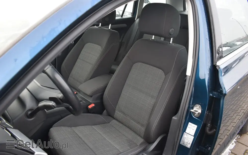 VOLKSWAGEN Passat Variant 2.0 TDI EVO Business DSG