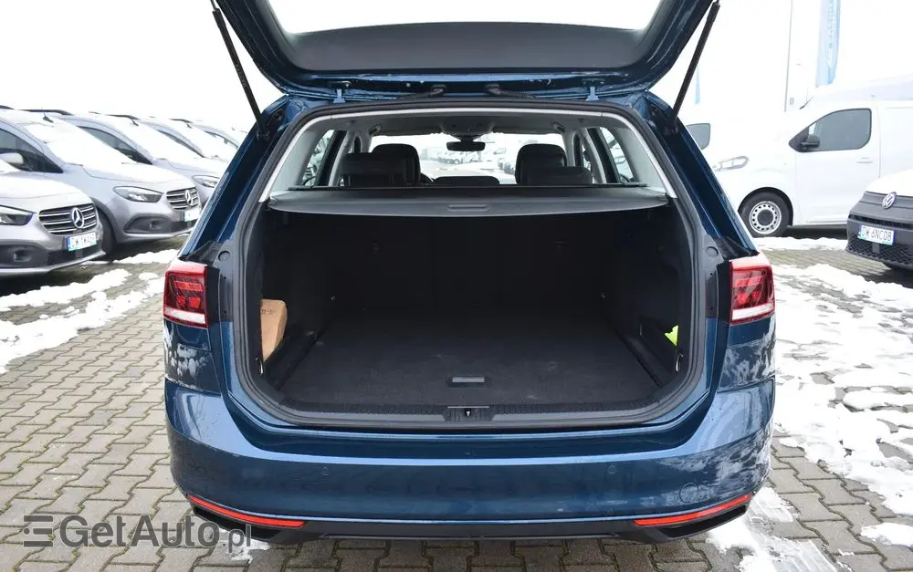VOLKSWAGEN Passat Variant 2.0 TDI EVO Business DSG