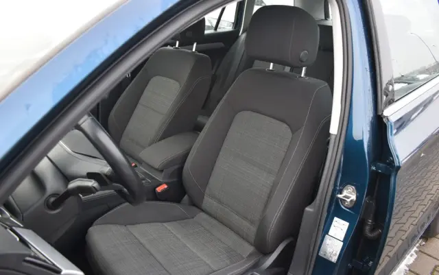 VOLKSWAGEN Passat Variant 2.0 TDI EVO Business DSG