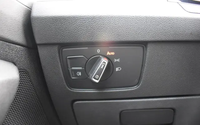 VOLKSWAGEN Passat Variant 2.0 TDI EVO Business DSG