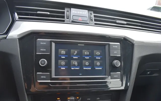 VOLKSWAGEN Passat Variant 2.0 TDI EVO Business DSG