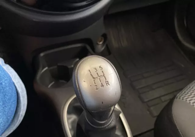 NISSAN Micra 1.2 Elle