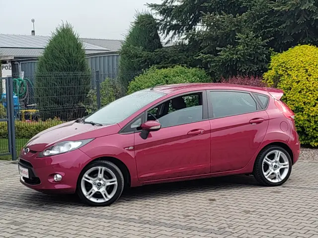 FORD Fiesta Titanium