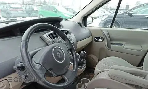 RENAULT Grand Scenic 