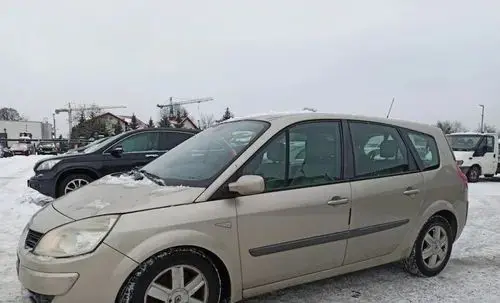 RENAULT Grand Scenic 