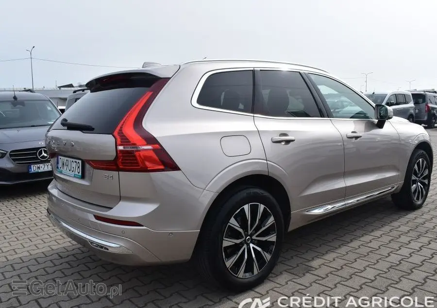 VOLVO XC 60 B4 B Plus Bright