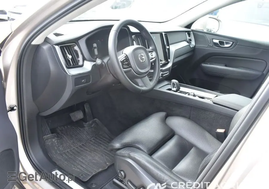 VOLVO XC 60 B4 B Plus Bright