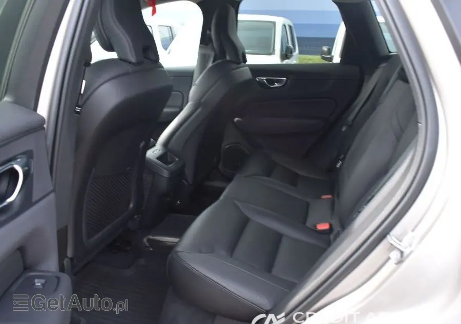 VOLVO XC 60 B4 B Plus Bright