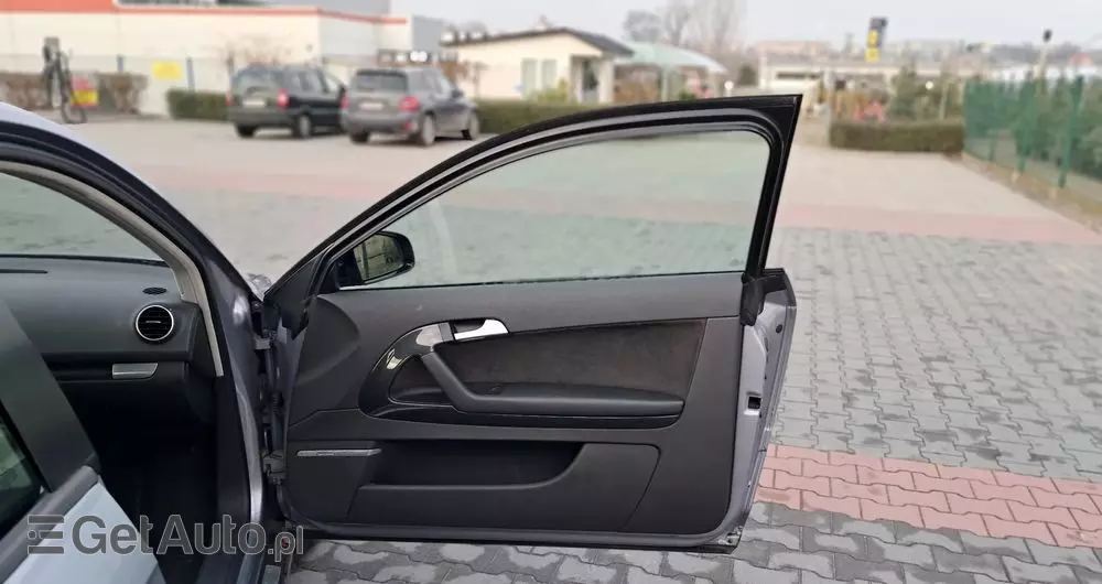 AUDI A3 2.0 FSI Attraction