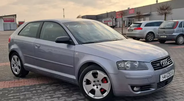 AUDI A3 2.0 FSI Attraction