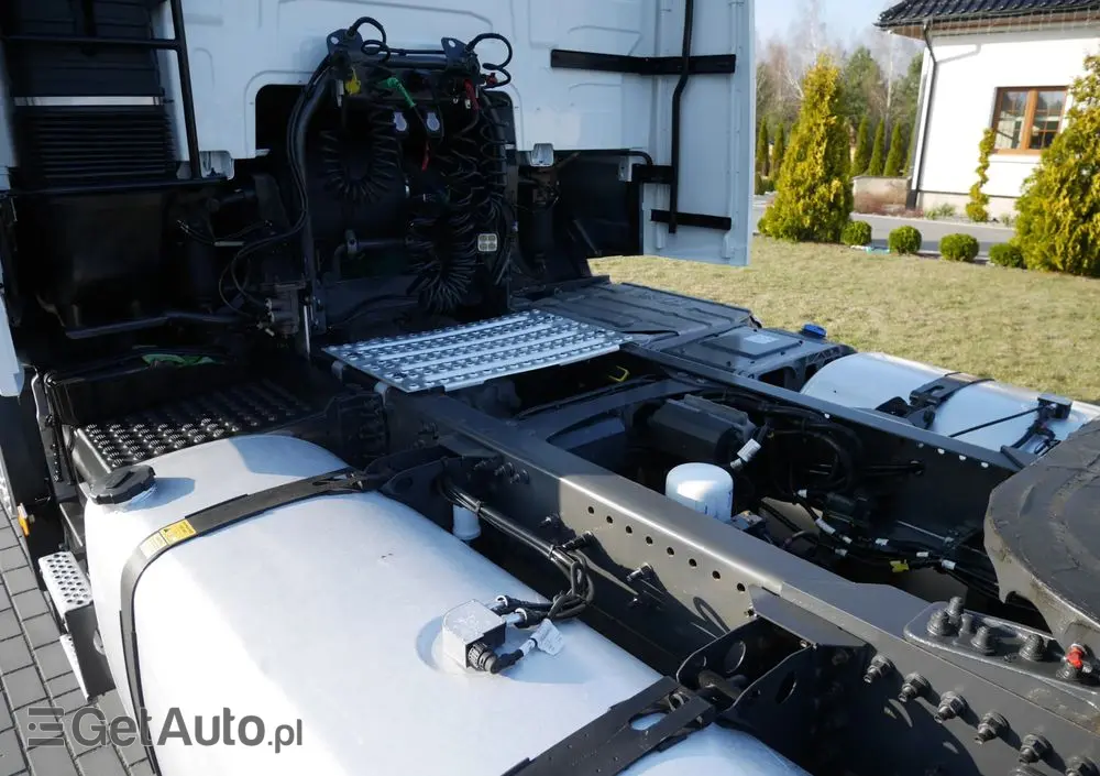 VOLVO FH 4 /500 KM/ STANDARD/ EURO-6 