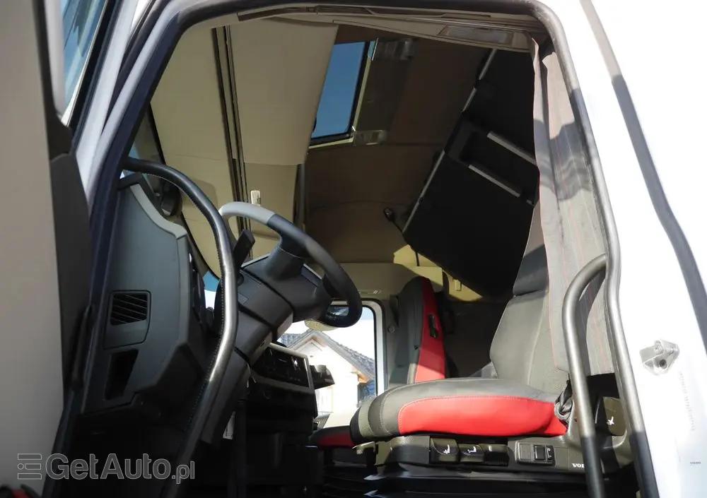 VOLVO FH 4 /500 KM/ STANDARD/ EURO-6 