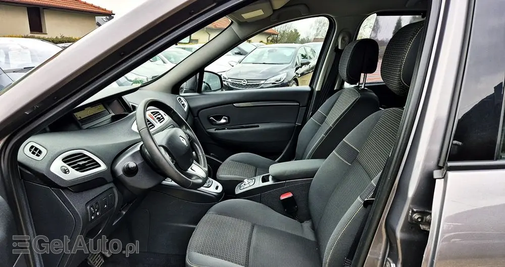 RENAULT Grand Scenic Gr 1.6 16V Tech Run