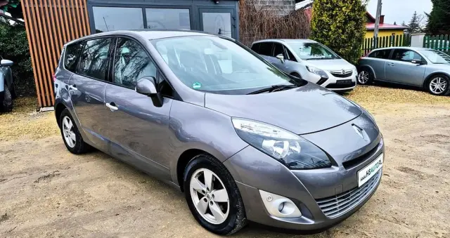 RENAULT Grand Scenic Gr 1.6 16V Tech Run