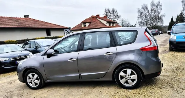 RENAULT Grand Scenic Gr 1.6 16V Tech Run