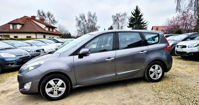 RENAULT Grand Scenic Gr 1.6 16V Tech Run