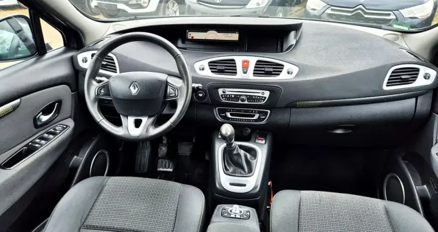 RENAULT Grand Scenic Gr 1.6 16V Tech Run