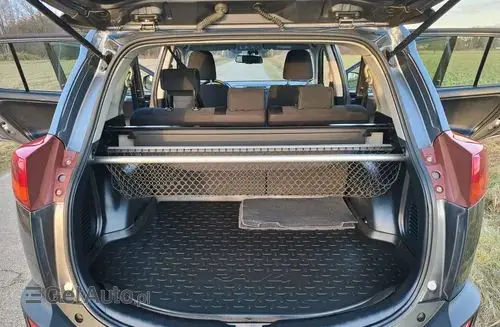 TOYOTA Rav 4 