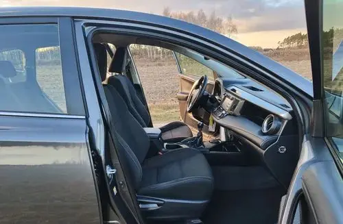 TOYOTA Rav 4 