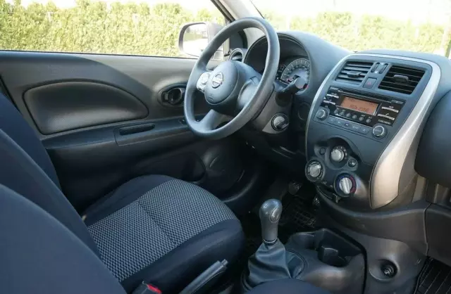NISSAN Micra 