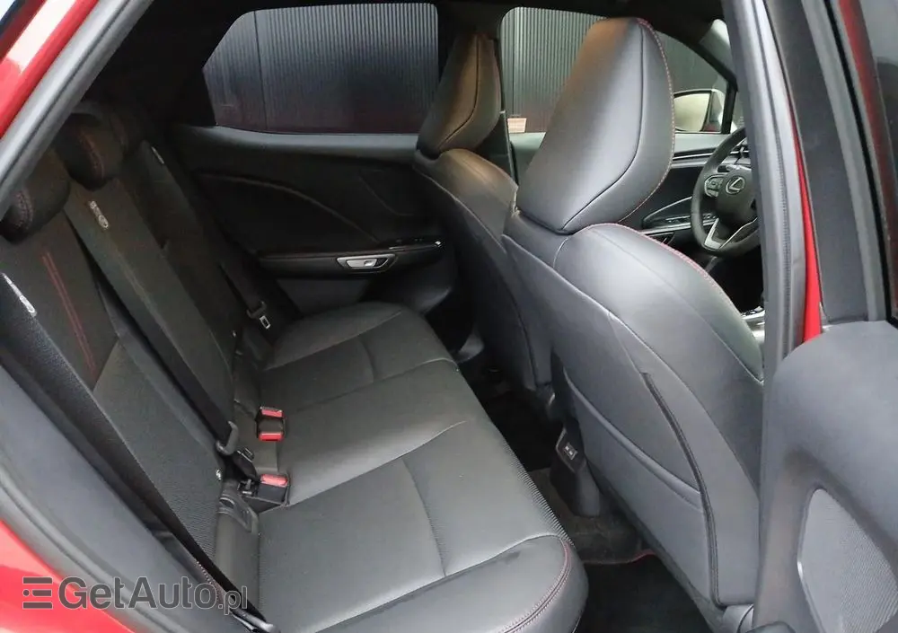 LEXUS LBX 1.5 Hybrid Emotion