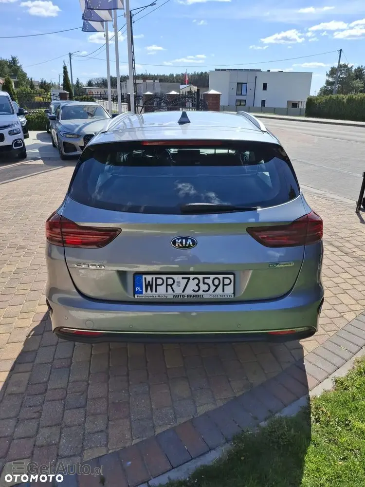 KIA Ceed 1.6 CRDi mHEV M