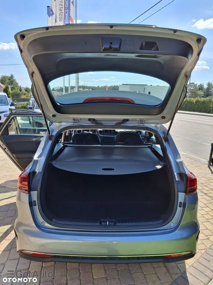 KIA Ceed 1.6 CRDi mHEV M