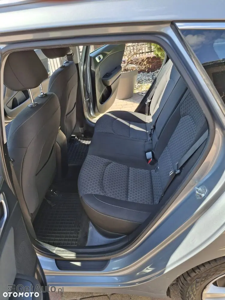KIA Ceed 1.6 CRDi mHEV M
