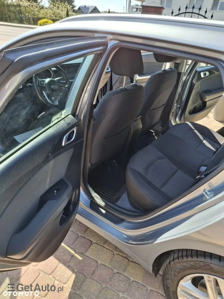 KIA Ceed 1.6 CRDi mHEV M