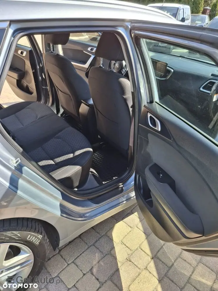 KIA Ceed 1.6 CRDi mHEV M