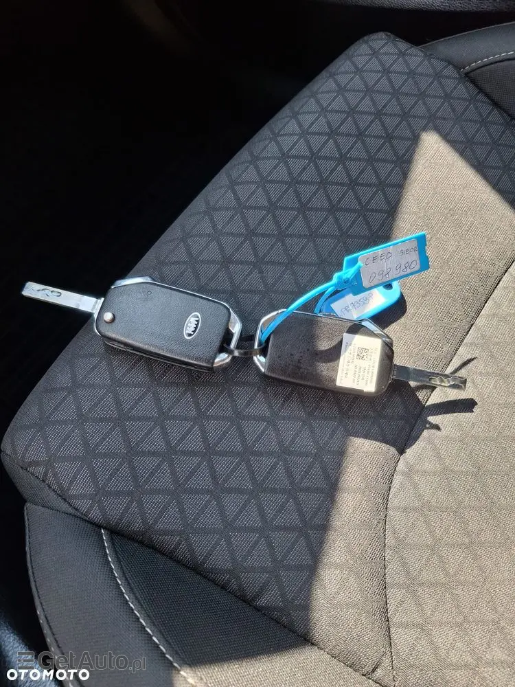 KIA Ceed 1.6 CRDi mHEV M