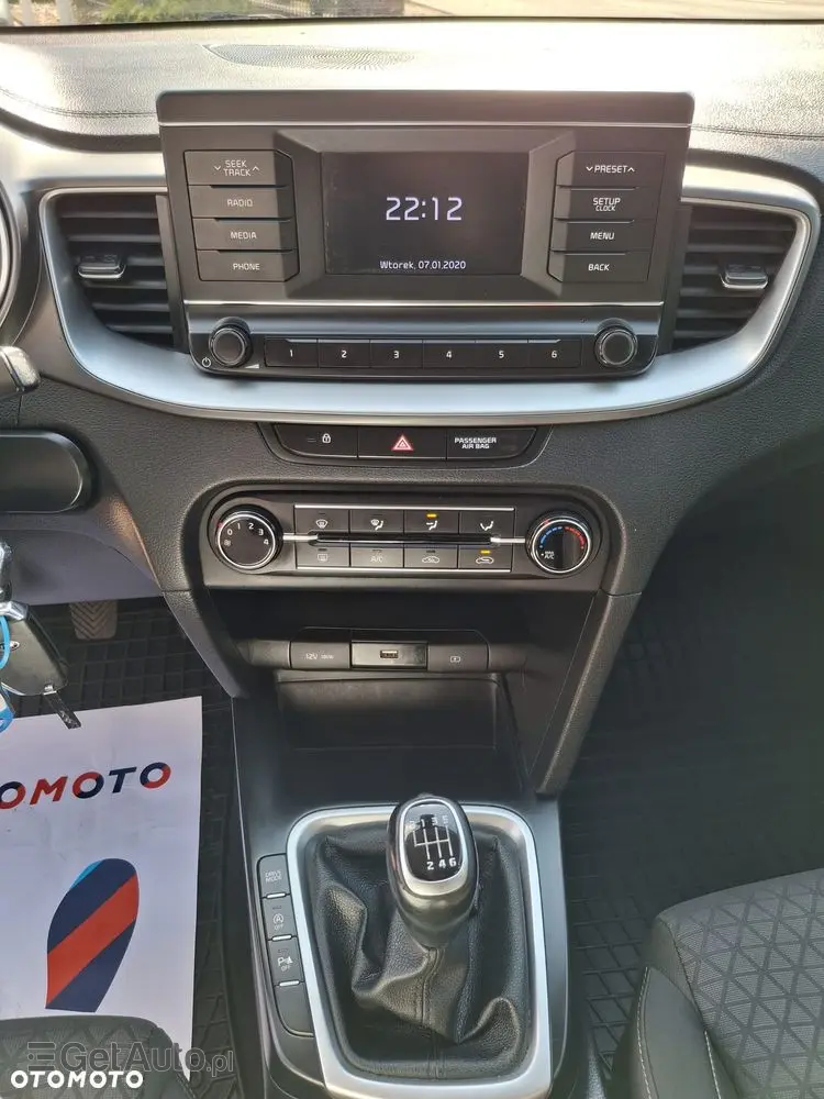 KIA Ceed 1.6 CRDi mHEV M
