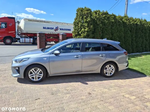 KIA Ceed 1.6 CRDi mHEV M