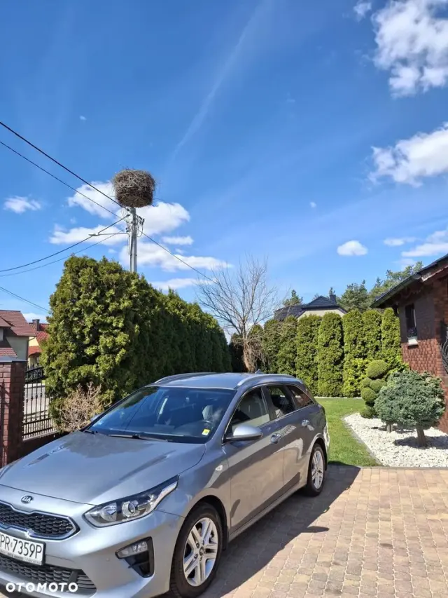 KIA Ceed 1.6 CRDi mHEV M