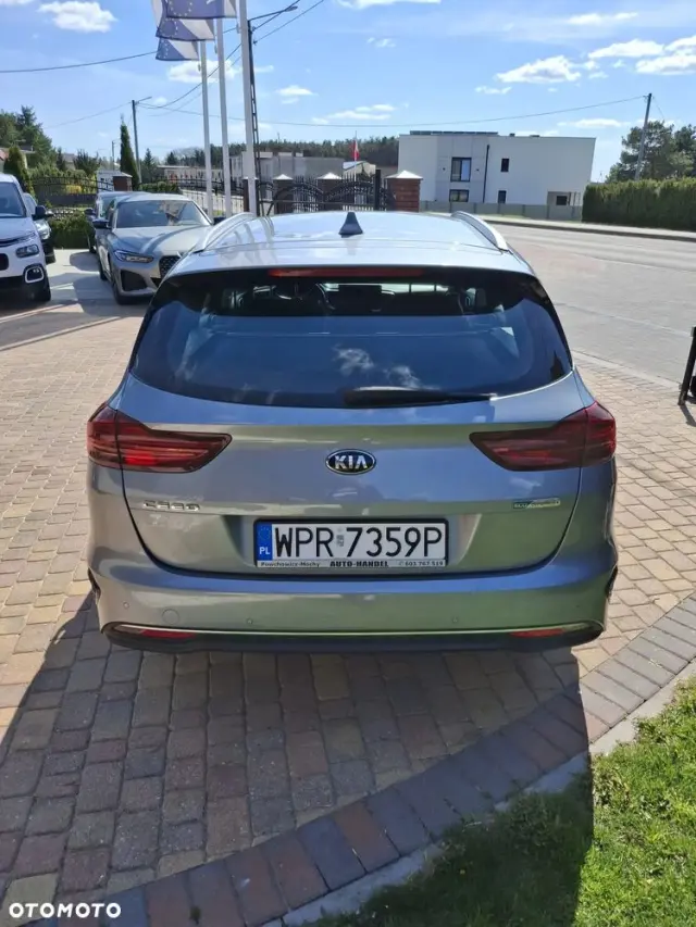 KIA Ceed 1.6 CRDi mHEV M