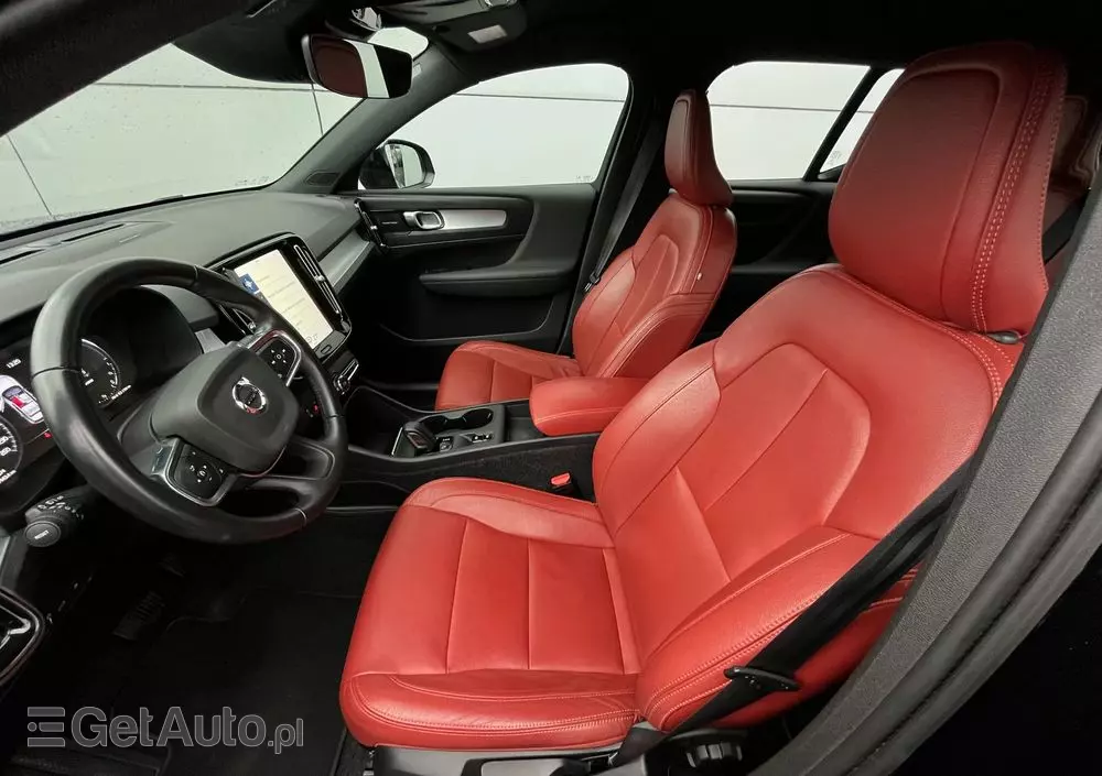 VOLVO XC 40 T5 Plug-In Hybrid Inscription